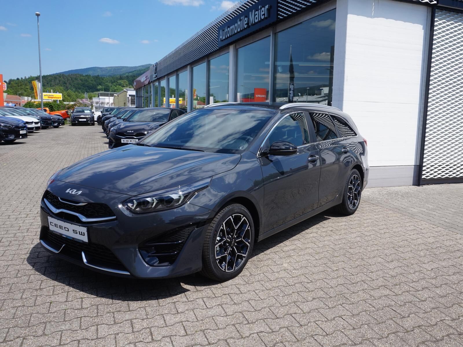 KIA Ceed SW 1.5 TGDI GT-LINE *LED* KAMERA* NAVI* Ansicht 2 für Fahrzeugdetailseite