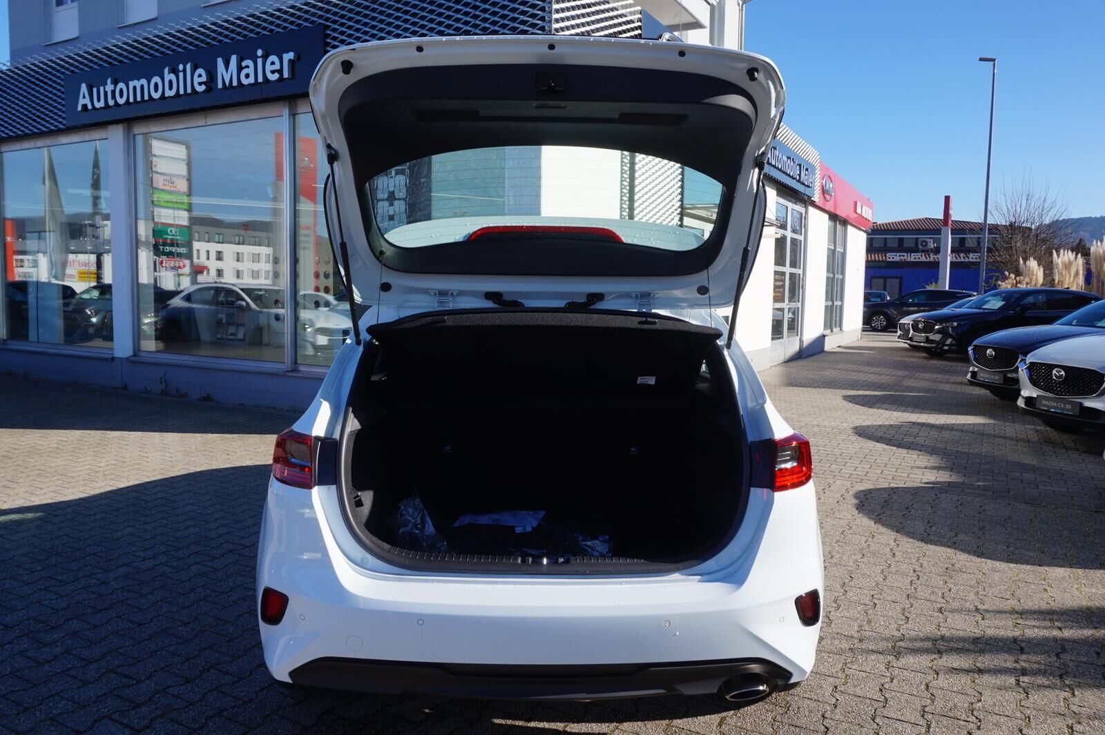 KIA Ceed 1.5 T-GDI Vision *NAVI* KAMERA* PDC* DAB+* Ansicht 15 für Fahrzeugdetailseite