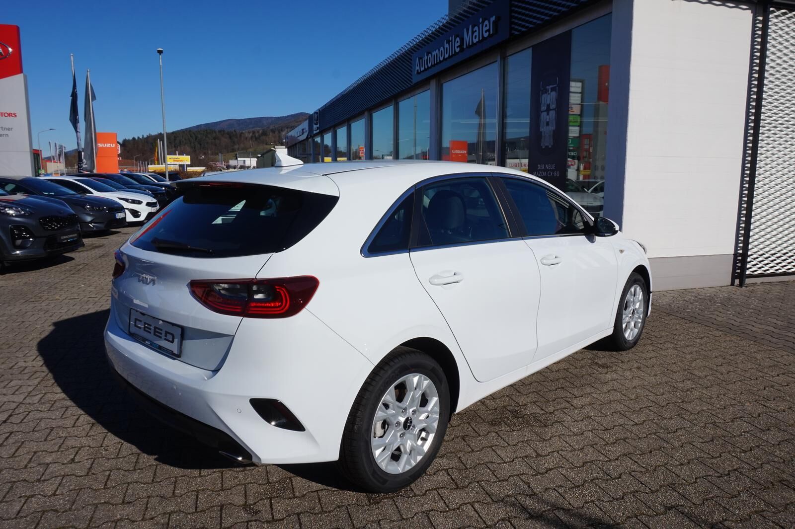 KIA Ceed 1.5 T-GDI Vision *NAVI* KAMERA* PDC* DAB+* Ansicht 18 für Fahrzeugdetailseite