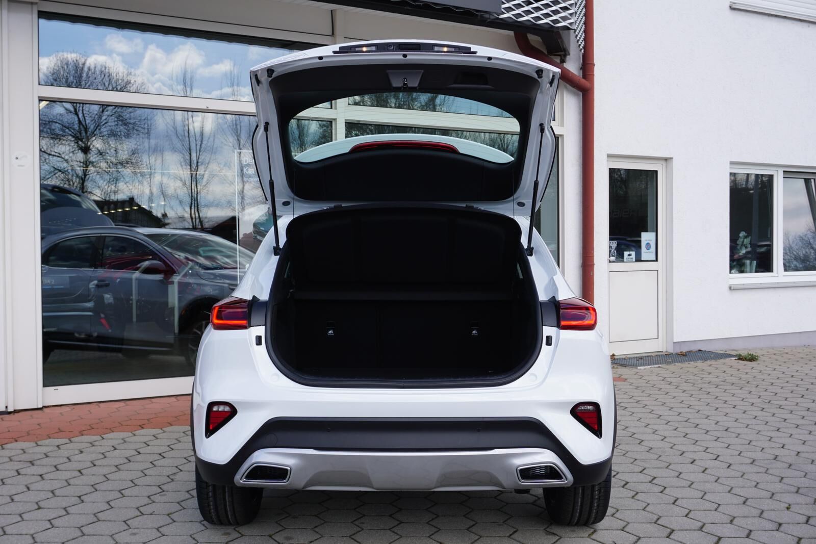 KIA XCeed 1.5 T-GDI SPIRIT *NAVI* KAMERA*LED* Ansicht 15 für Fahrzeugdetailseite