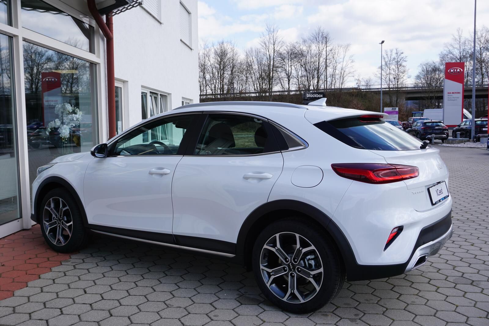 KIA XCeed 1.5 T-GDI SPIRIT *NAVI* KAMERA*LED* Ansicht 17 für Fahrzeugdetailseite