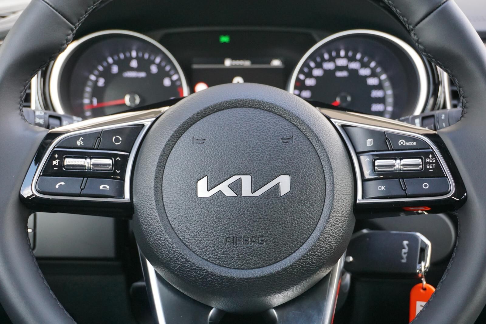 KIA XCeed 1.5 T-GDI SPIRIT *NAVI* KAMERA*LED* Ansicht 8 für Fahrzeugdetailseite