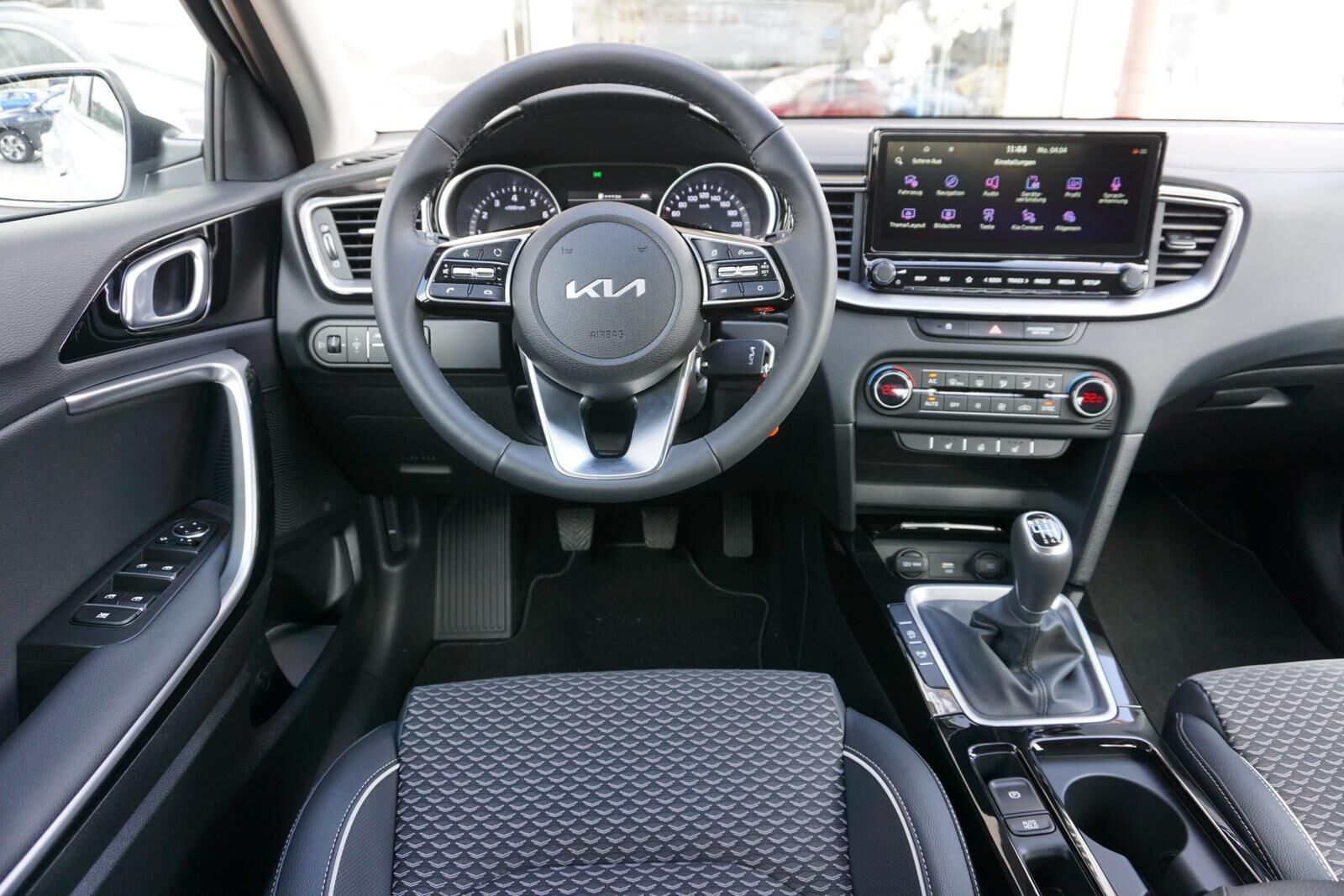 KIA XCeed 1.5 T-GDI SPIRIT *NAVI* KAMERA*LED* Ansicht 9 für Fahrzeugdetailseite