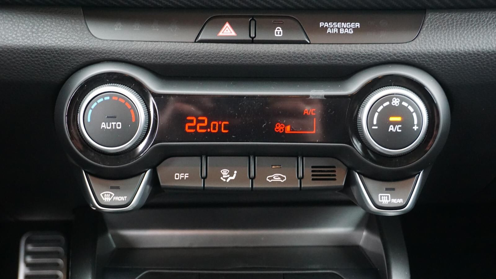 KIA Stonic 1.0T 120 48V GT-LINE *NAVI* LED* KAMERA* Ansicht 11 für Fahrzeugdetailseite