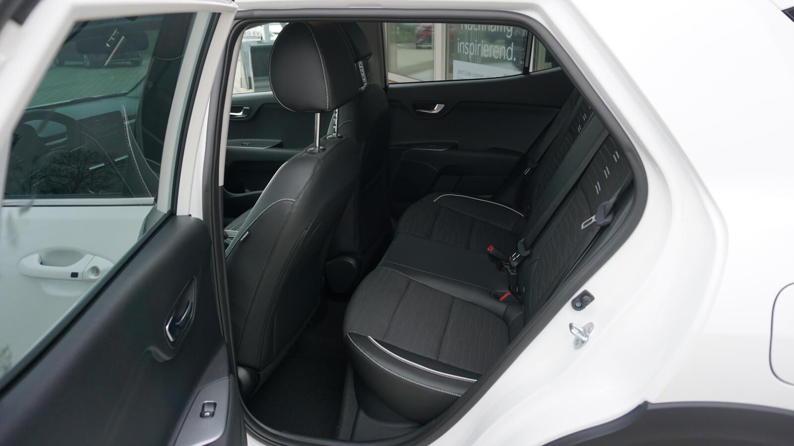 KIA Stonic 1.0T 120 48V GT-LINE *NAVI* LED* KAMERA* Ansicht 14 für Fahrzeugdetailseite