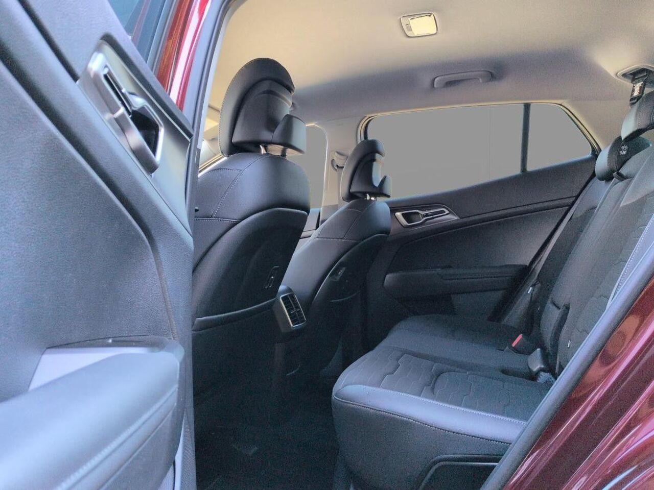 KIA Sportage 1.6T VISION 2WD *P1-Komfort-Paket* Ansicht 7 für Fahrzeugdetailseite