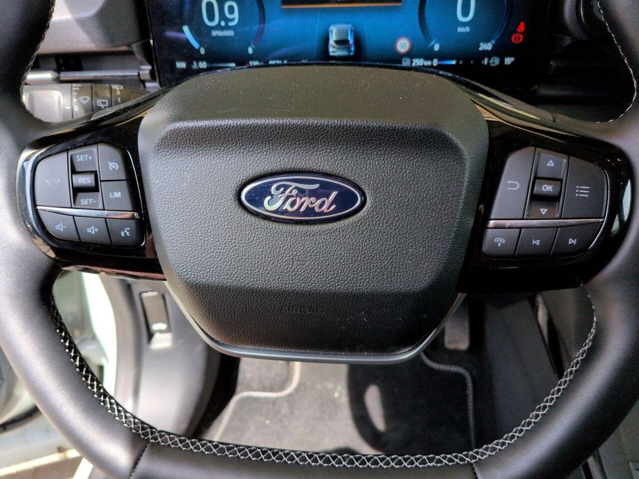 FORD Puma 1.0 EcoBoost TITANIUM *NAVI*RÜCKFAHRKAMERA* Ansicht 14 für Fahrzeugdetailseite