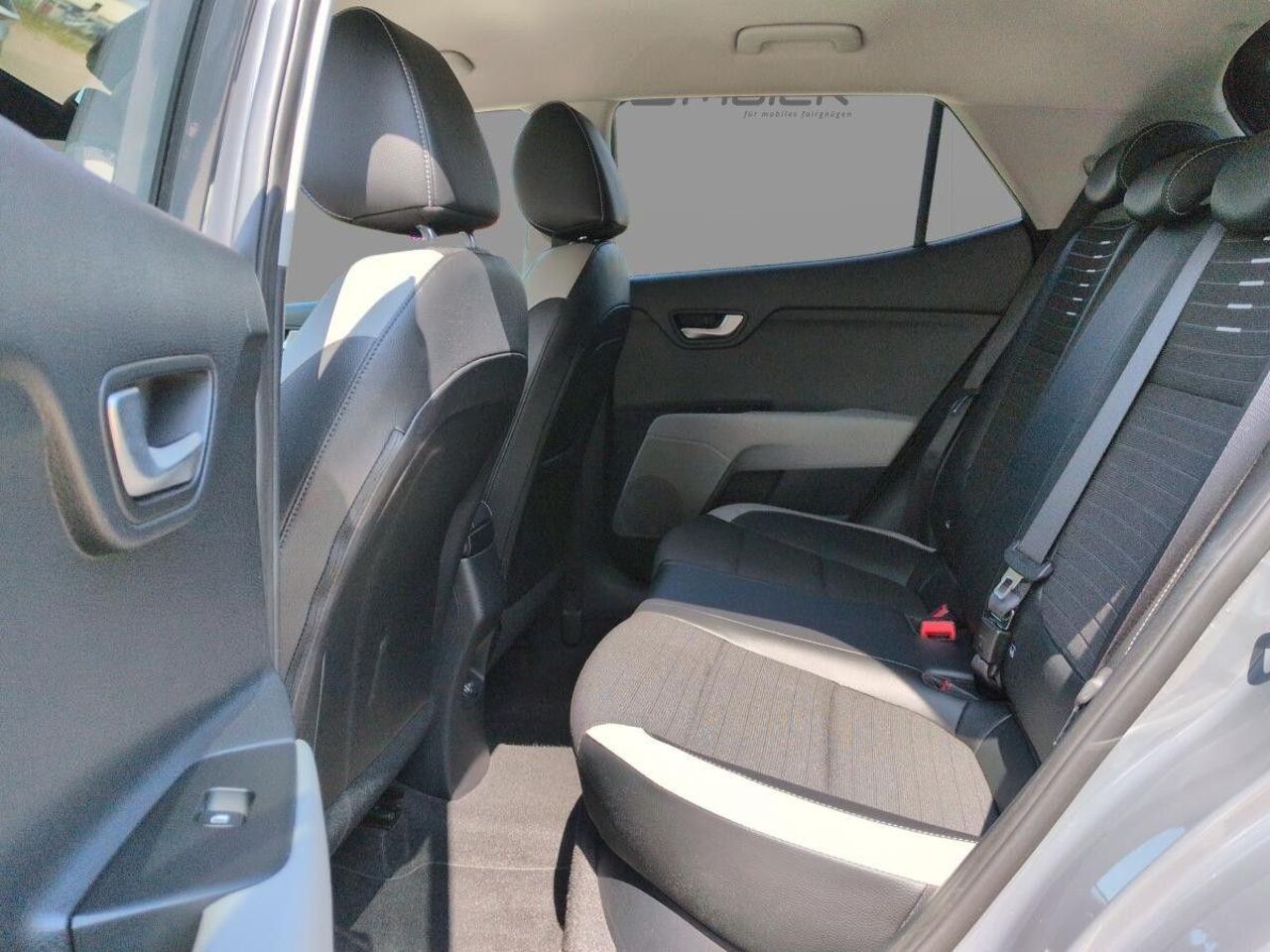 KIA Stonic 1.0 T-GDI DCT SPIRIT *NAVI* LED* KAMERA* Ansicht 7 für Fahrzeugdetailseite