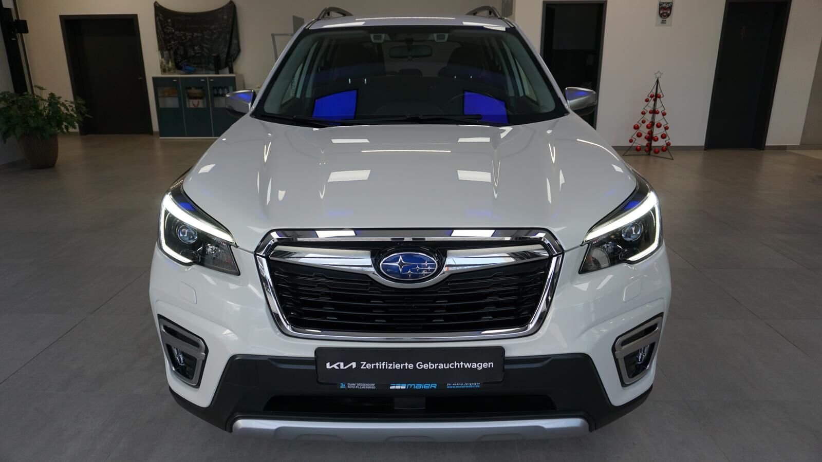 SUBARU Forester 2.0ie CVT Mild-Hybrid Trend*AHK*ALLRAD* Ansicht 3 für Fahrzeugdetailseite