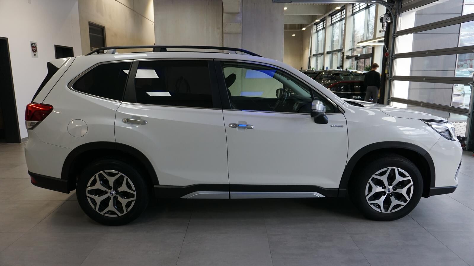 SUBARU Forester 2.0ie CVT Mild-Hybrid Trend*AHK*ALLRAD* Ansicht 5 für Fahrzeugdetailseite