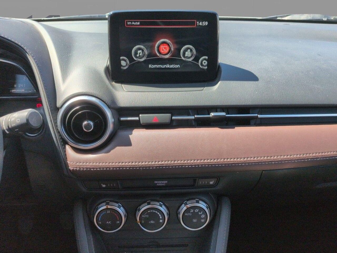 MAZDA CX-3 2.0 FWD KIZOKU INTENSE *LEDER*NAVI*HEAD-UP* Ansicht 9 für Fahrzeugdetailseite