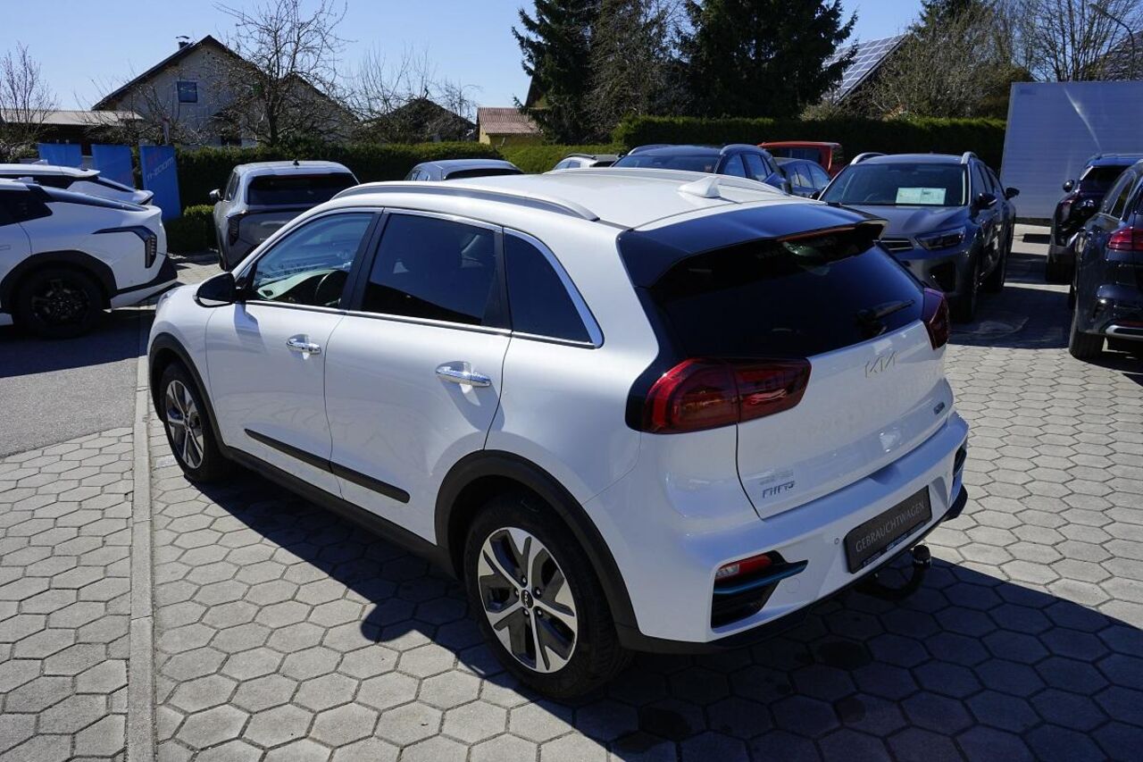 KIA e-Niro Spirit 64-kWh-Batterie *AHK*NAVI* Ansicht 16 für Fahrzeugdetailseite
