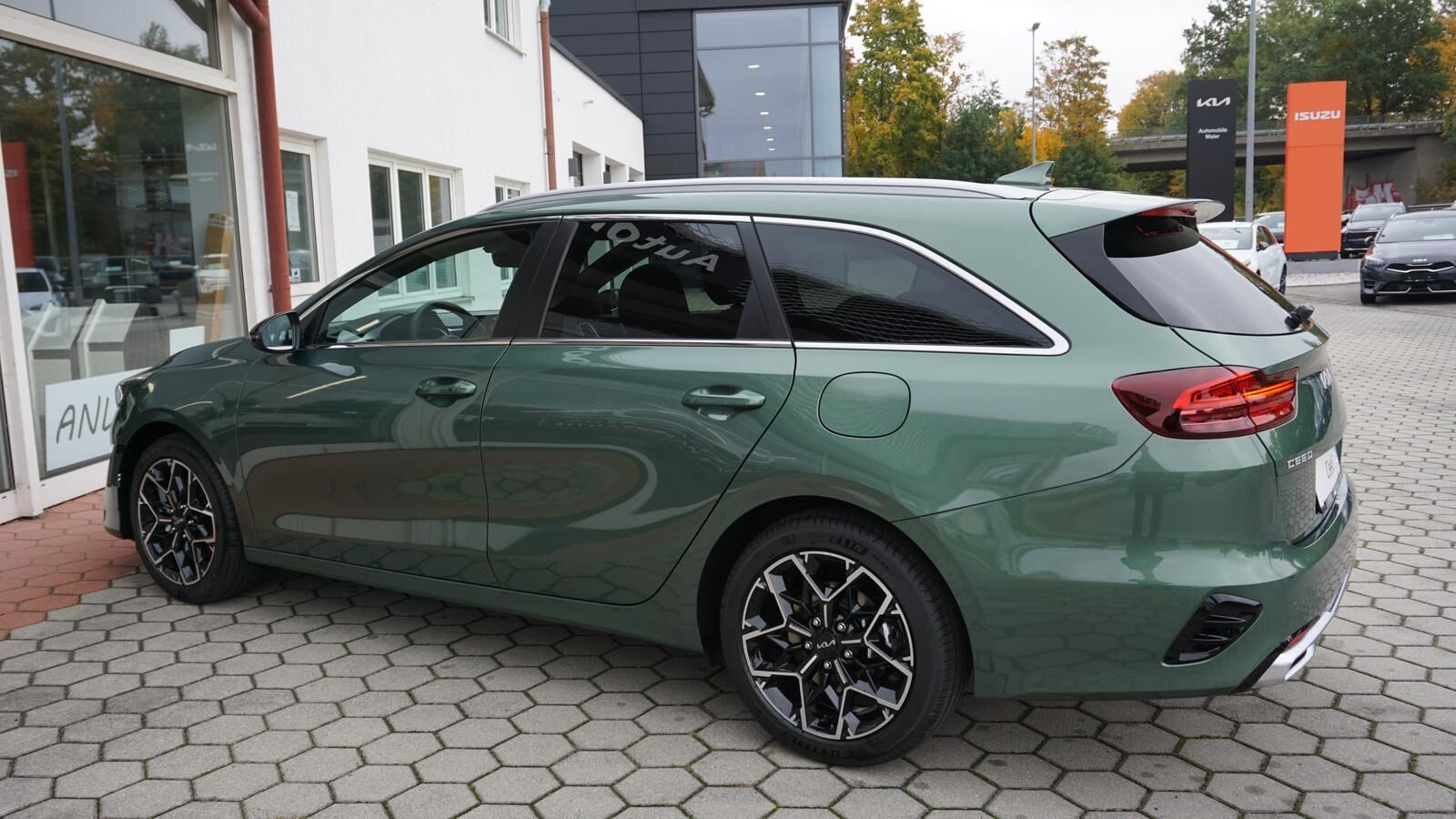 KIA Ceed Sportswagon Ceed SW 1.5 TGDI DCT GT-LINE *LED* NAVI* KAMERA* Ansicht 9 für Fahrzeugdetailseite