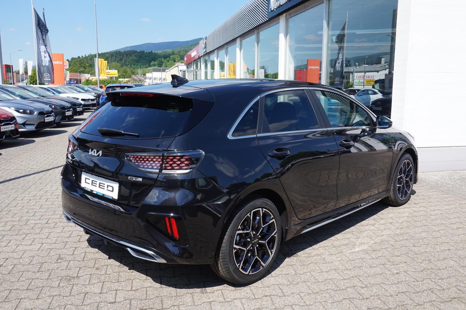 KIA Ceed 1.5 TGDI DCT GT-LINE *LED* KAMERA* NAVI* Ansicht 18 für Fahrzeugdetailseite