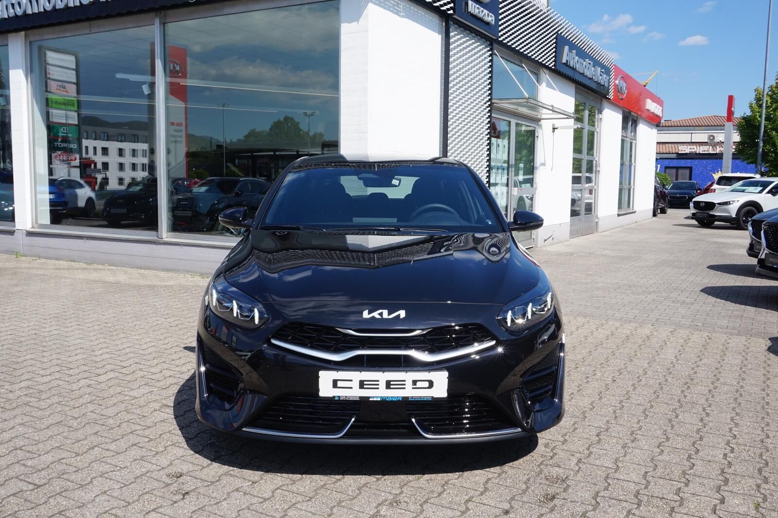 KIA Ceed 1.5 TGDI DCT GT-LINE *LED* KAMERA* NAVI* Ansicht 3 für Fahrzeugdetailseite