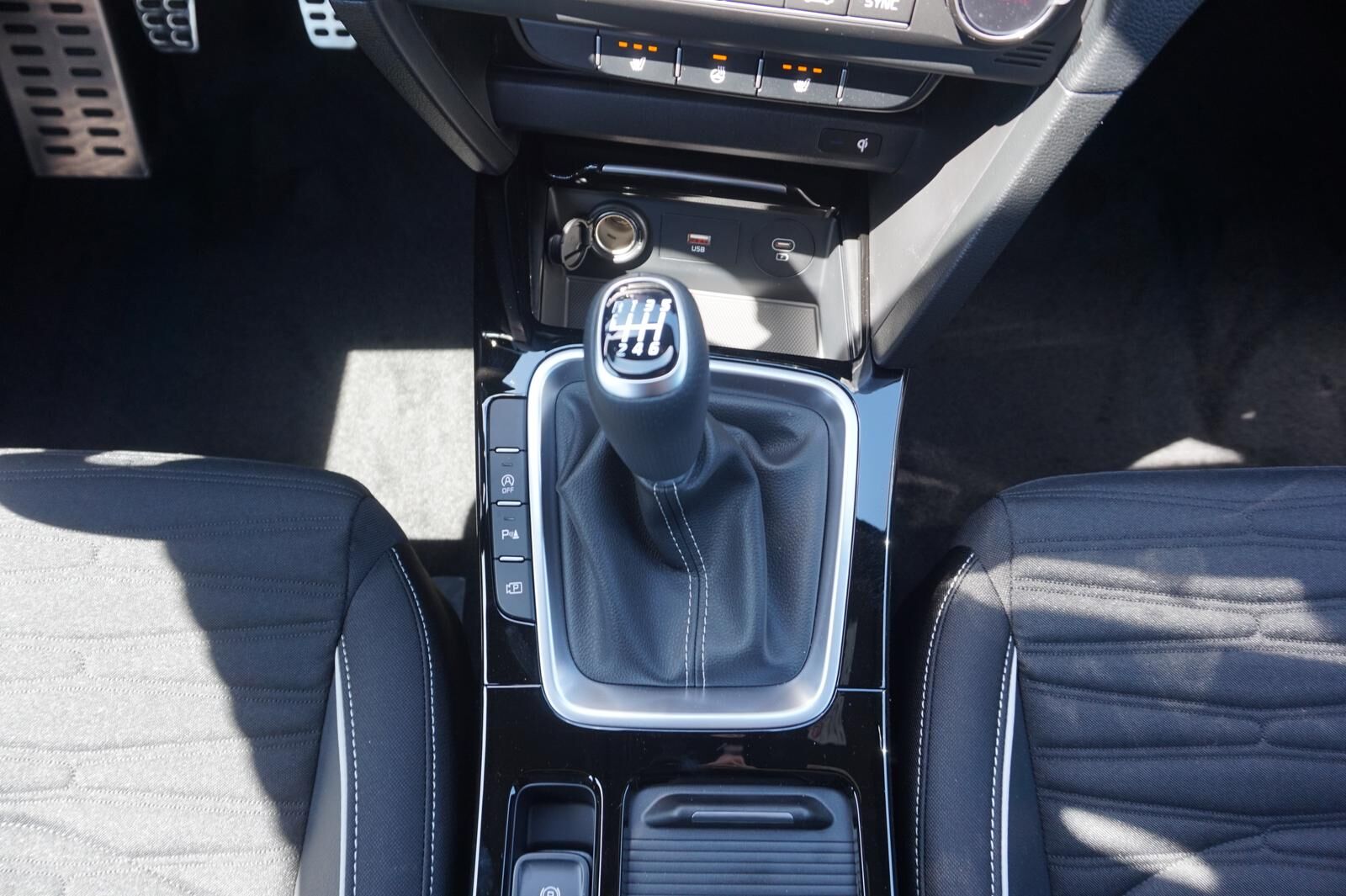 KIA Ceed Sportswagon Ceed SW 1.5 TGDI GT-LINE *LED* NAVI* KAMERA* Ansicht 12 für Fahrzeugdetailseite