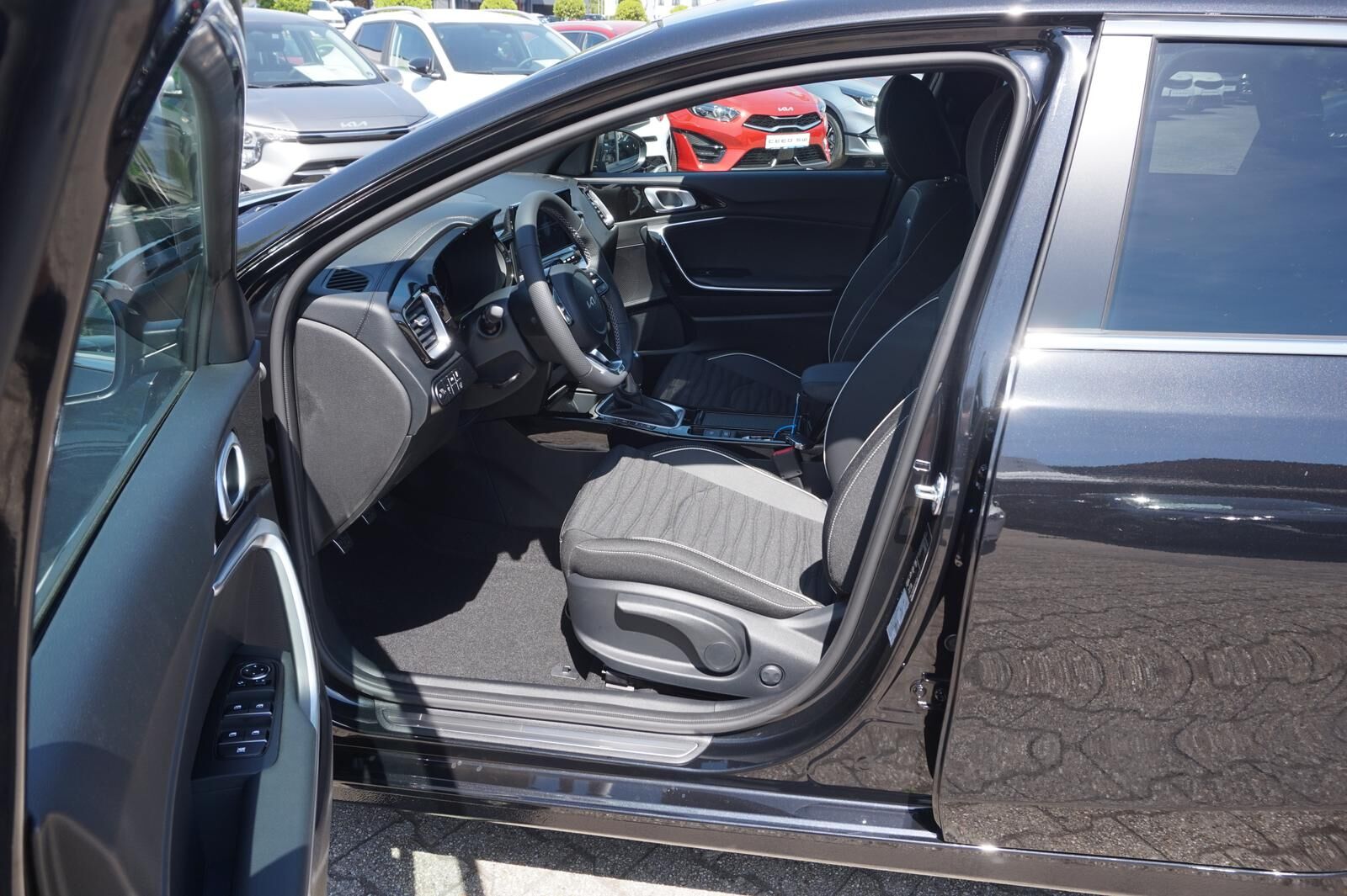 KIA Ceed Sportswagon Ceed SW 1.5 TGDI GT-LINE *LED* NAVI* KAMERA* Ansicht 13 für Fahrzeugdetailseite