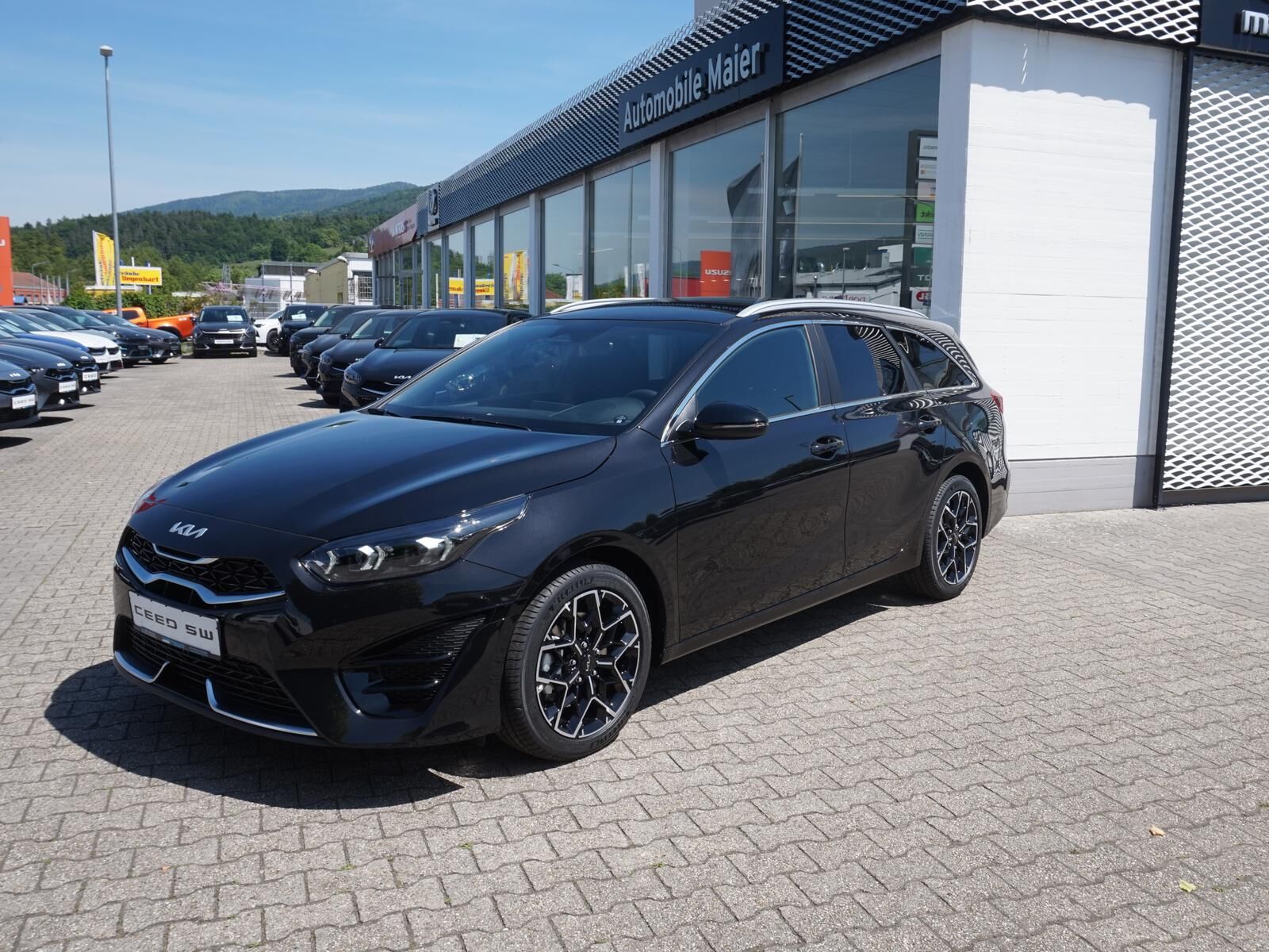 KIA Ceed Sportswagon Ceed SW 1.5 TGDI GT-LINE *LED* NAVI* KAMERA* Ansicht 2 für Fahrzeugdetailseite