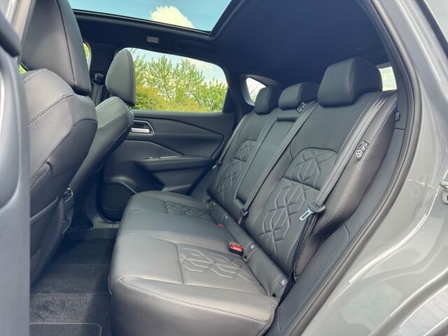 NISSAN Qashqai Tekna HUD Panorama Navi Memory Sitze Soundsystem Bose 360 Kamera LED Dyn. Kurvenlicht Ansicht 13 für Fahrzeugdetailseite