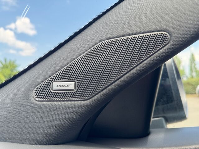 NISSAN Qashqai Tekna HUD Panorama Navi Memory Sitze Soundsystem Bose 360 Kamera LED Dyn. Kurvenlicht Ansicht 15 für Fahrzeugdetailseite