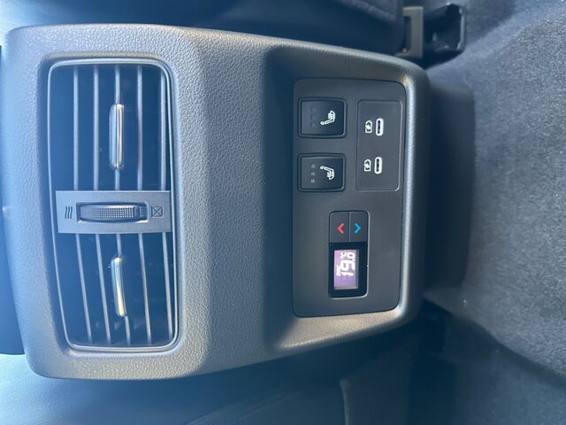 NISSAN X-Trail e-Power e-4orce Tekna+ 1.5 VC-T  213 PS Ansicht 14 für Fahrzeugdetailseite