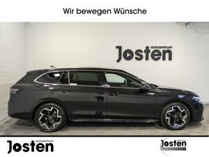VW Passat R-Line 2.0 TDI DSG IQ-Lights KAM CarPlay