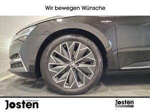 SKODA Superb Combi L&K 2.0 TDI 4x4 MTRX DCC ACC Massage