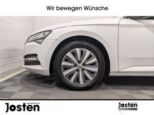 SKODA Superb Style 1.5 TSI Matrix e-Sitze CarPlay DAB