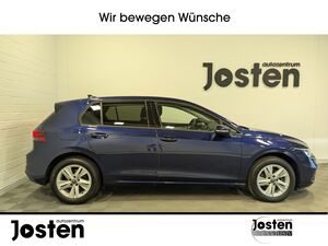 VW Golf VIII Life 2.0 TDI DSG LED CarPlay KAM ACC