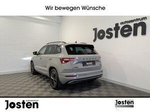 SKODA Karoq Sportline 2.0 TSI 4x4 MTRX AHK CarPlay KAM
