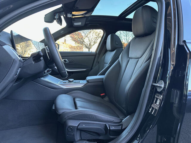 BMW 320 i T.M Sport PanoD.AHK ACC HUD Lenkradh.Park+ Sportpaket Bluetooth Navi LED Klima Aktivlenkung PDC Ansicht 11 für Fahrzeugdetailseite