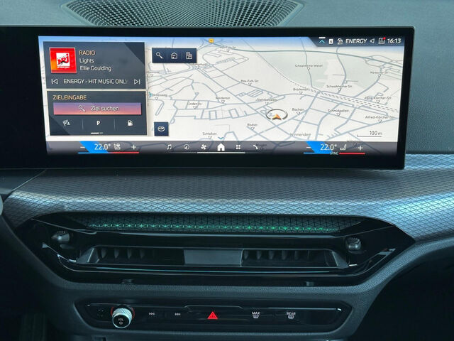 BMW 320 i T.M Sport PanoD.AHK ACC HUD Lenkradh.Park+ Sportpaket Bluetooth Navi LED Klima Aktivlenkung PDC Ansicht 14 für Fahrzeugdetailseite