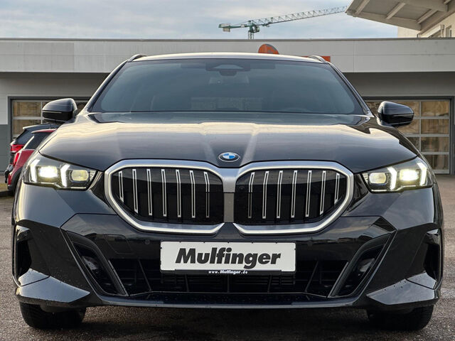 BMW 520 d xDr.T.M Sport PanoD.AHK HUD ACC Sitzbel.PA+ Sportpaket Bluetooth Navi LED Klima PDC el. Fenster Ansicht 3 für Fahrzeugdetailseite