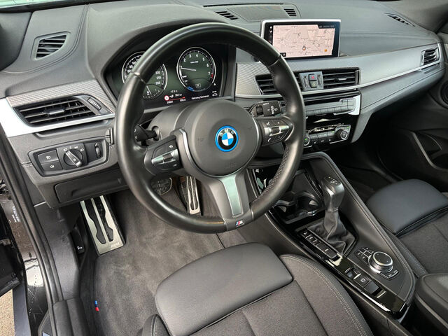 BMW X2 x25e M Sport X Navi HiFi PanoD.Kamera el-Sitz Sportpaket Bluetooth LED Klima Standhzg PDC el. Fen Ansicht 11 für Fahrzeugdetailseite