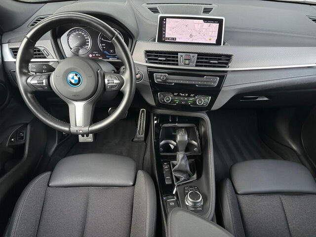 BMW X2 x25e M Sport X Navi HiFi PanoD.Kamera el-Sitz Sportpaket Bluetooth LED Klima Standhzg PDC el. Fen Ansicht 13 für Fahrzeugdetailseite