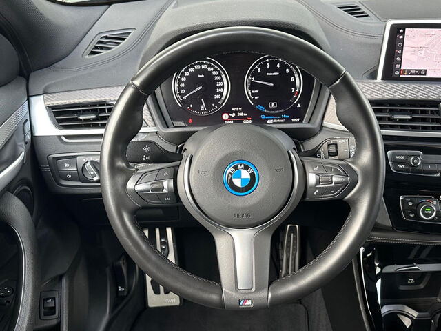 BMW X2 x25e M Sport X Navi HiFi PanoD.Kamera el-Sitz Sportpaket Bluetooth LED Klima Standhzg PDC el. Fen Ansicht 14 für Fahrzeugdetailseite