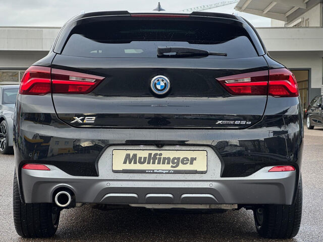 BMW X2 x25e M Sport X Navi HiFi PanoD.Kamera el-Sitz Sportpaket Bluetooth LED Klima Standhzg PDC el. Fen Ansicht 8 für Fahrzeugdetailseite