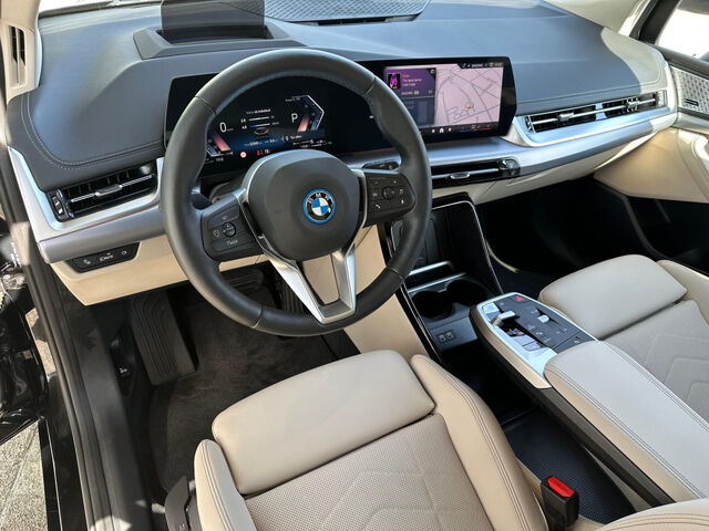 BMW 225 Active Tourer 225e xDr.AT.AktivSitz HUD SurView.Lenkradh.Ha/Ka Bluetooth Navi LED Vollleder Klima Standhzg PDC el. Ansicht 12 für Fahrzeugdetailseite