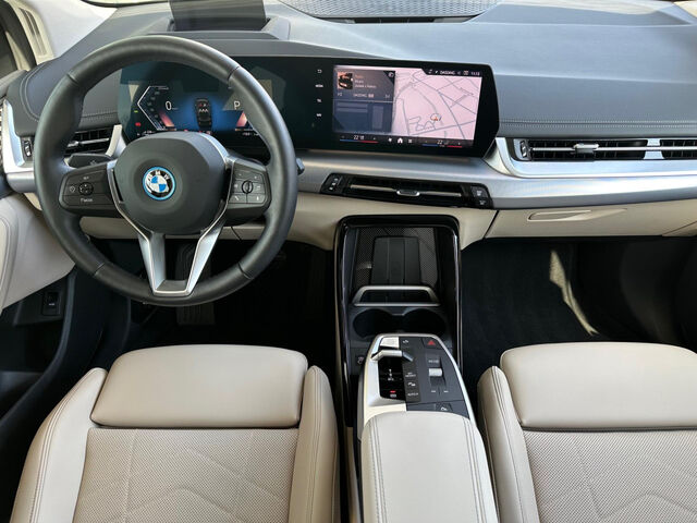 BMW 225 Active Tourer 225e xDr.AT.AktivSitz HUD SurView.Lenkradh.Ha/Ka Bluetooth Navi LED Vollleder Klima Standhzg PDC el. Ansicht 13 für Fahrzeugdetailseite