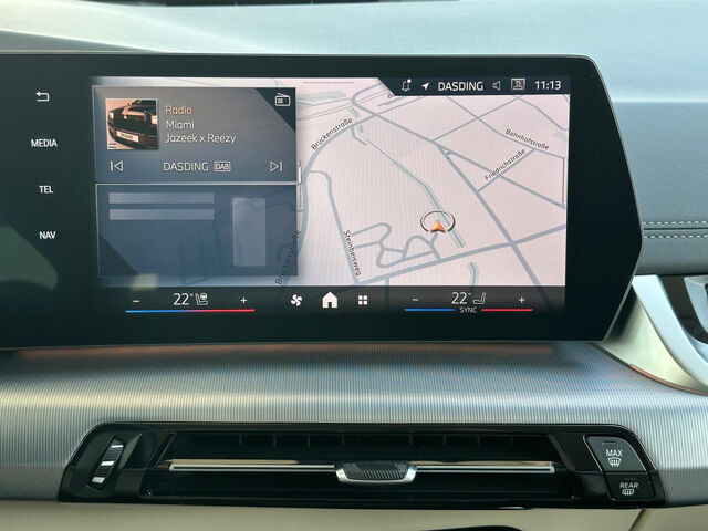 BMW 225 Active Tourer 225e xDr.AT.AktivSitz HUD SurView.Lenkradh.Ha/Ka Bluetooth Navi LED Vollleder Klima Standhzg PDC el. Ansicht 15 für Fahrzeugdetailseite