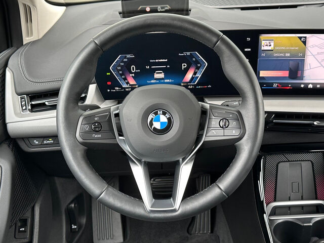 BMW 220 Active Tourer 220i AT.HUD ACC SuView HiFi Ad-LED DAB AHK 17 Bluetooth Navi Klima PDC el. Fenster Ansicht 14 für Fahrzeugdetailseite