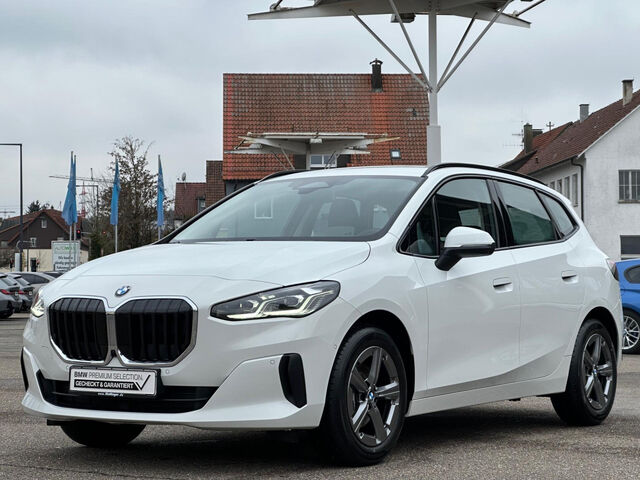 BMW 220 Active Tourer 220i AT.HUD ACC SuView HiFi Ad-LED DAB AHK 17 Bluetooth Navi Klima PDC el. Fenster Ansicht 4 für Fahrzeugdetailseite