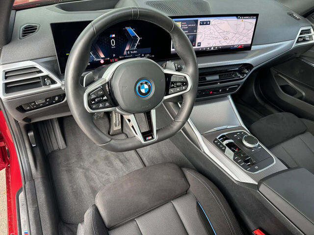 BMW 330 e T M Sport Pro HUD ACC SuView.PanoD HiFi AHK Sportpaket Bluetooth Navi LED Klima Aktivlenkung St Ansicht 12 für Fahrzeugdetailseite