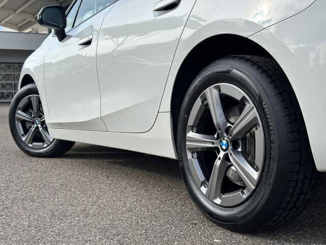 BMW 220 Active Tourer 220d AT. ACC Kamera Ad-LED Lenkh.Navi AHK 17 Bluetooth Klima PDC el. Fenster Ansicht 10 für Fahrzeugdetailseite