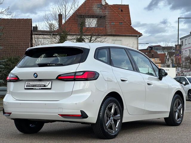 BMW 220 Active Tourer 220d AT. ACC Kamera Ad-LED Lenkh.Navi AHK 17 Bluetooth Klima PDC el. Fenster Ansicht 7 für Fahrzeugdetailseite