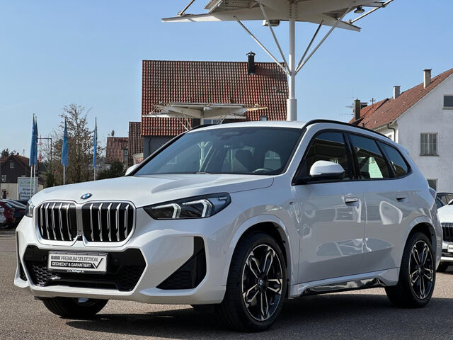 BMW X1 x23d M Sport ACC HUD SurView Har/Kar.AHK 19 Sportpaket Bluetooth Navi LED Vollleder Klima PDC el. Ansicht 4 für Fahrzeugdetailseite
