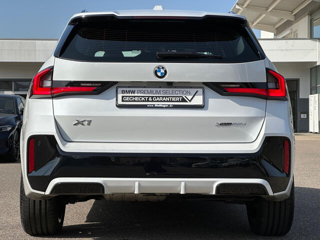 BMW X1 x23d M Sport ACC HUD SurView Har/Kar.AHK 19 Sportpaket Bluetooth Navi LED Vollleder Klima PDC el. Ansicht 8 für Fahrzeugdetailseite