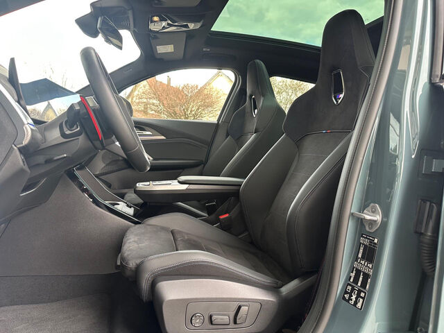 BMW X2 M35i M Pro HUD ACC PanoD.SuView.LiveP.H/K 21 Sportpaket Bluetooth Navi LED Klima PDC el. Fenster Ansicht 11 für Fahrzeugdetailseite