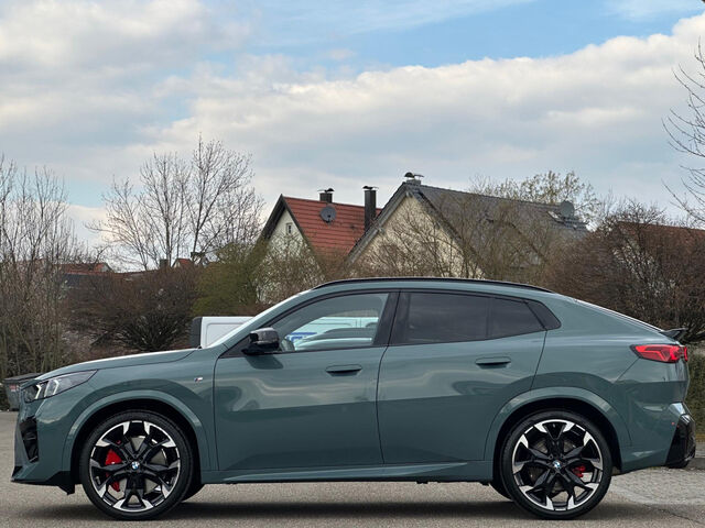 BMW X2 M35i M Pro HUD ACC PanoD.SuView.LiveP.H/K 21 Sportpaket Bluetooth Navi LED Klima PDC el. Fenster Ansicht 9 für Fahrzeugdetailseite