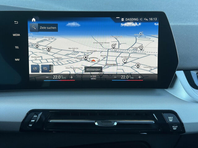 BMW 220 Active Tourer 220i AT. Kamera LED HiFi Widescreen Lenkradheiz Bluetooth Navi Klima PDC el. Fenster Ansicht 14 für Fahrzeugdetailseite